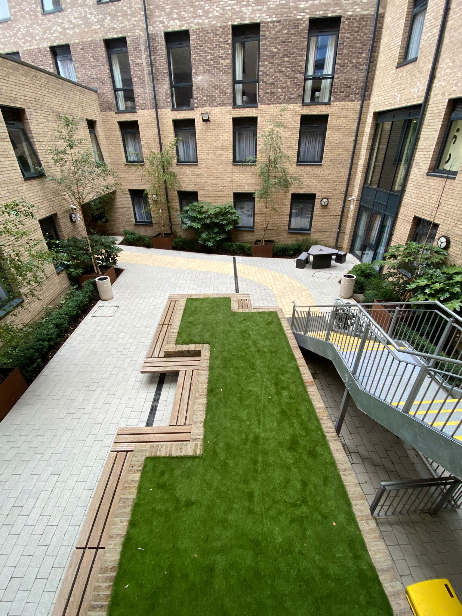 Commercial courtyard and block paving clean